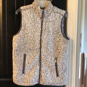 True grit Sherpa vest